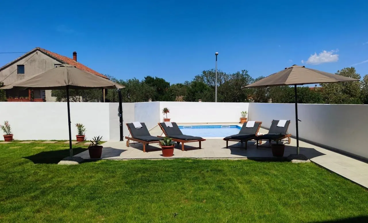 Apartment Villa Slavija Brisevo