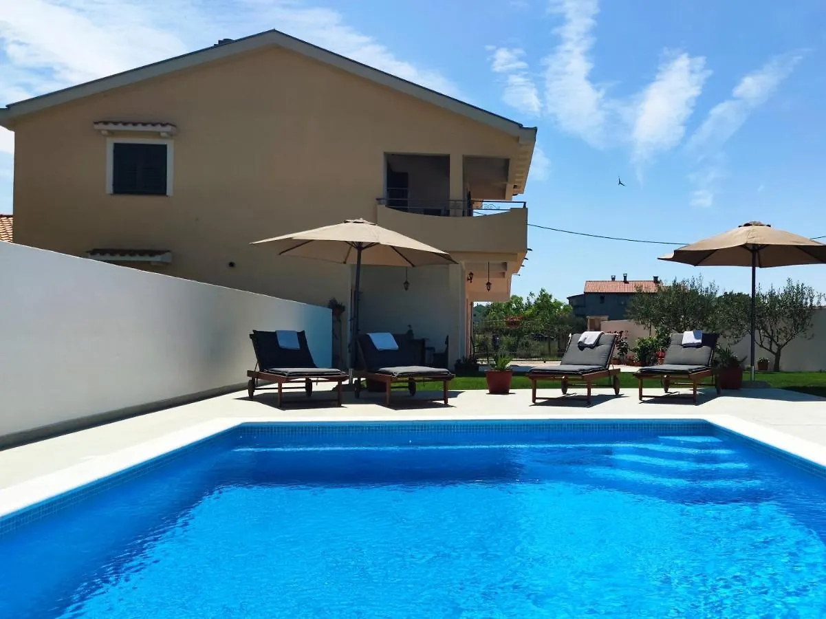 Apartment Villa Slavija Brisevo