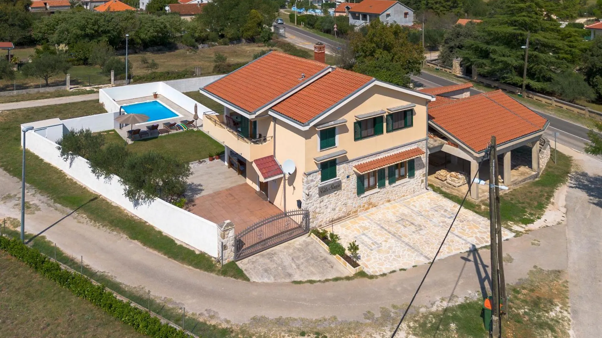 Apartment Villa Slavija Brisevo