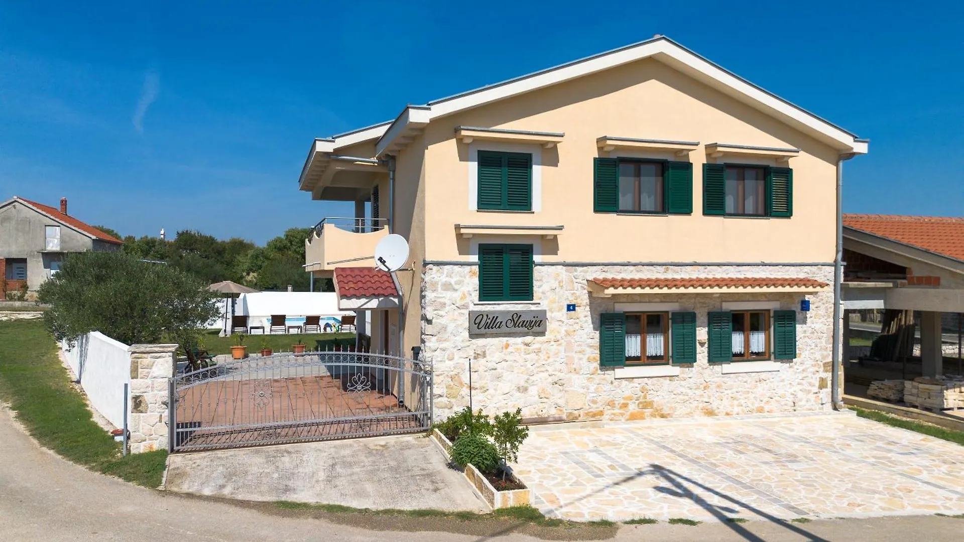 Apartment Villa Slavija Brisevo Croatia