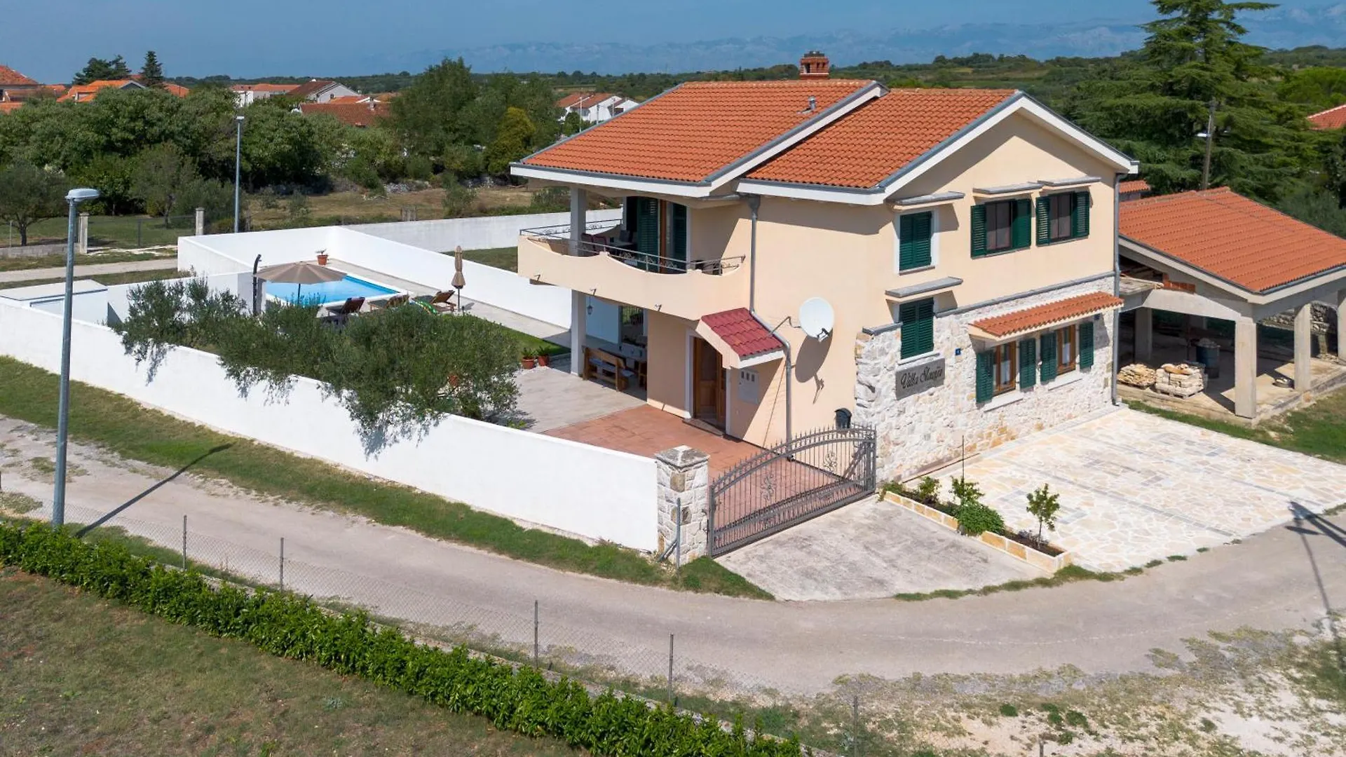 Apartment Villa Slavija Brisevo